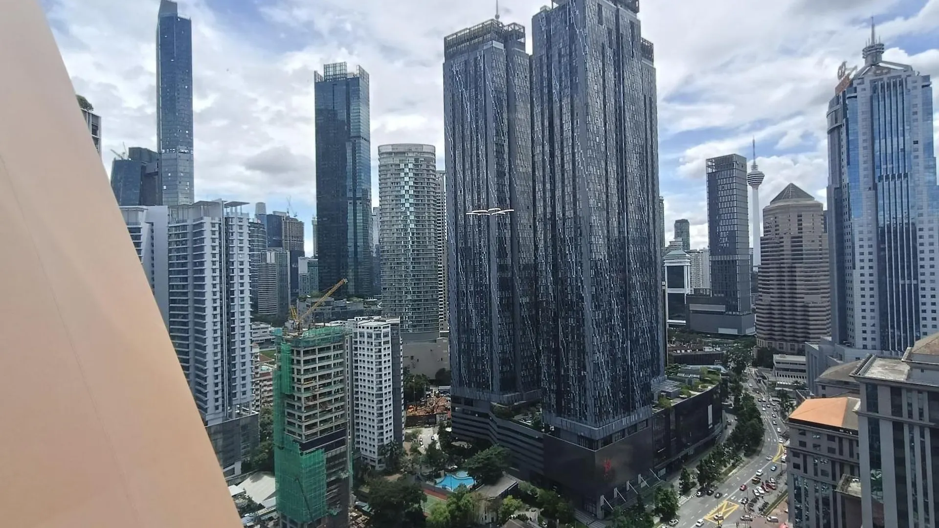 Scerletz Suite Klcc By Sky Swimming Pool Kuala Lumpur 0*,  Malaysia