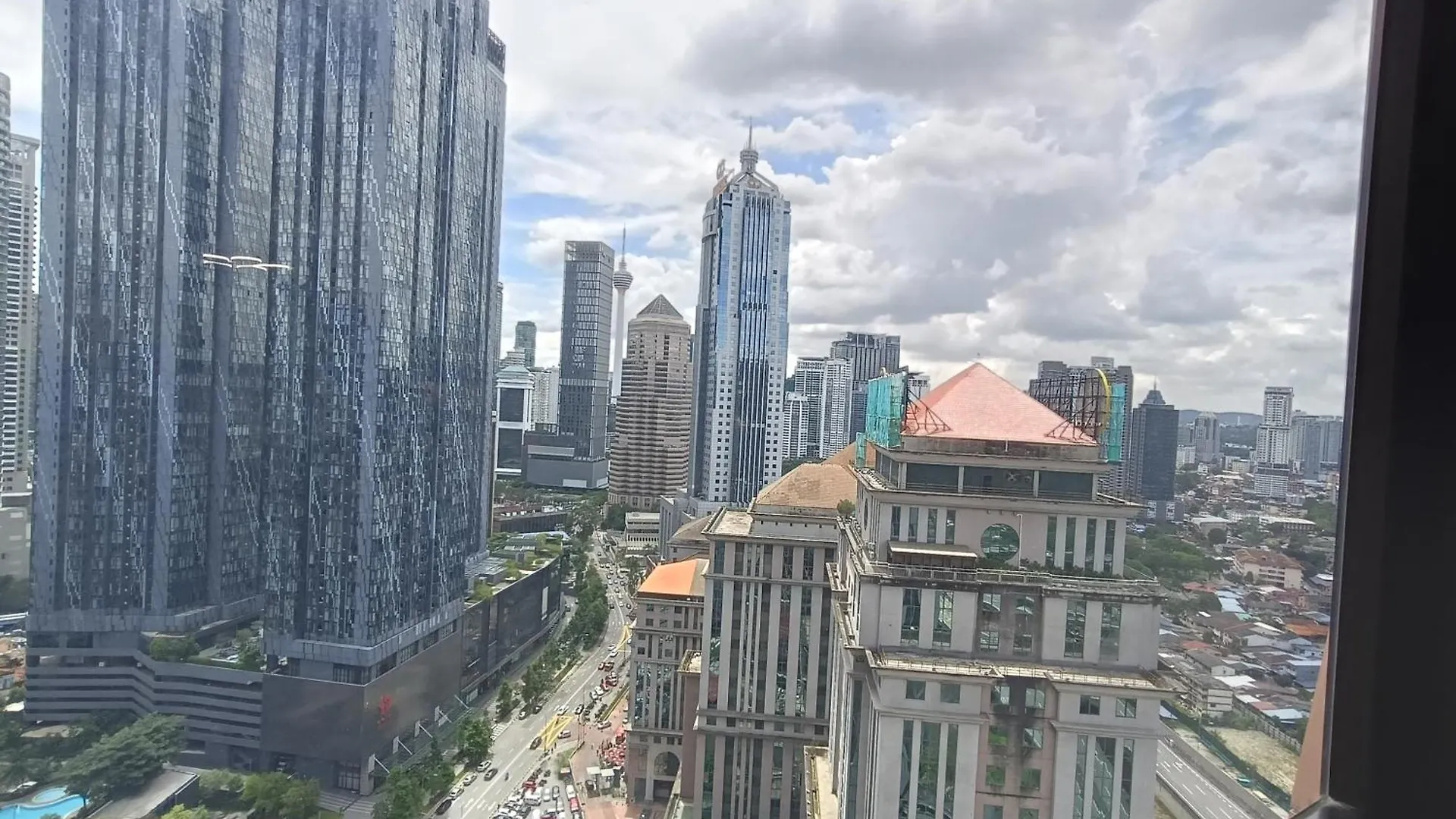 Scerletz Suite Klcc By Sky Swimming Pool Kuala Lumpur Apartment
